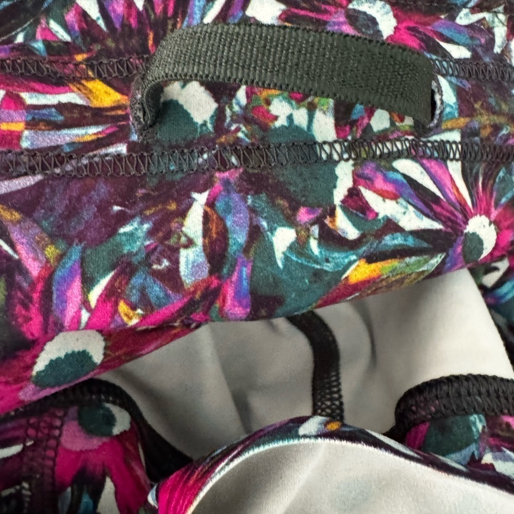 Lululemon Base Pace High-Rise Fleece Running Tight 28" - Floral Electric Multi - Picture 6 of 6